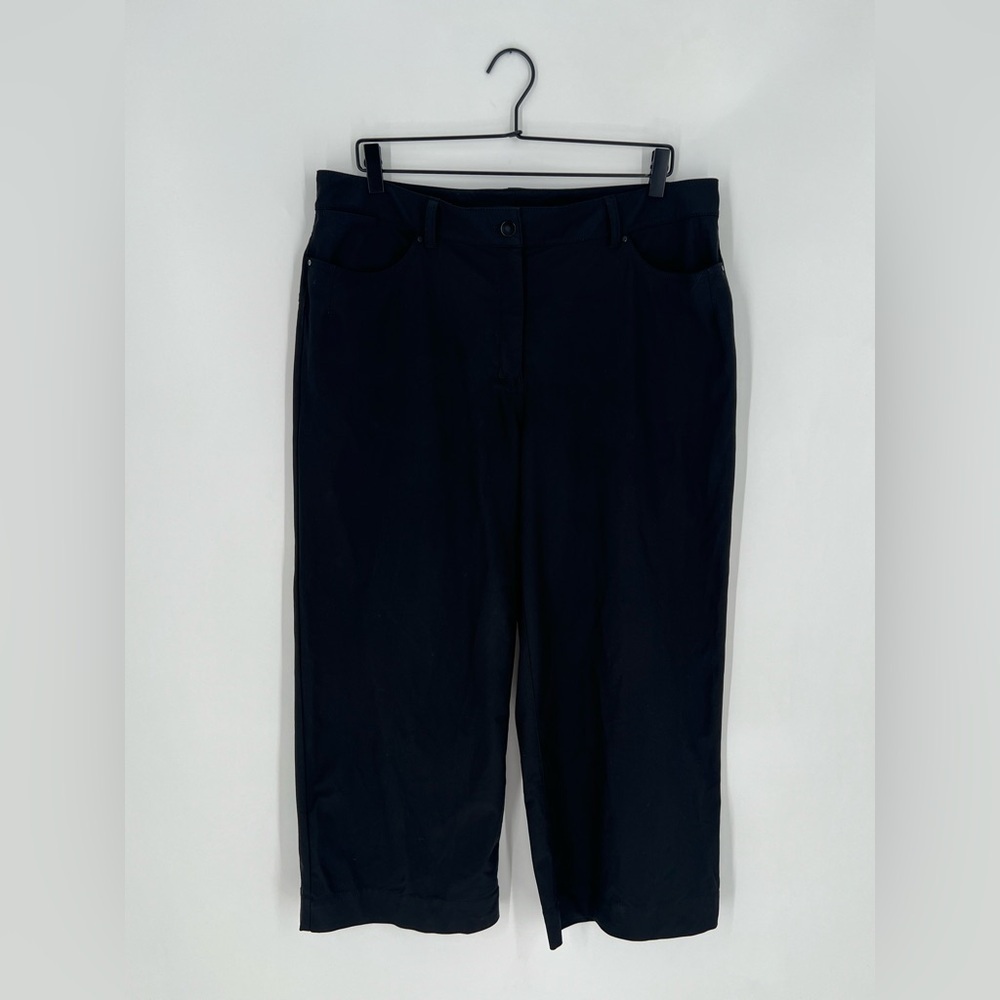 Lululemon Black Cropped Ankle Wide Leg Pants